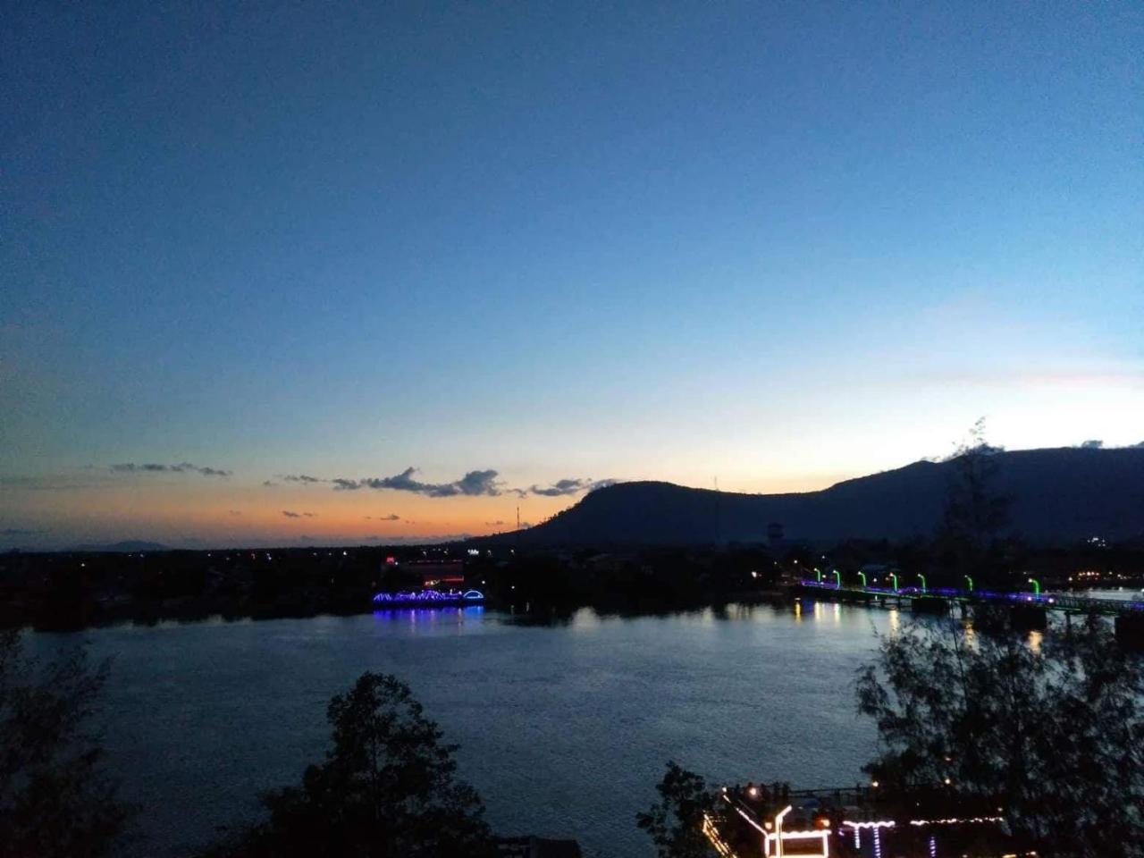 贡布早上好旅馆酒店 外观 照片